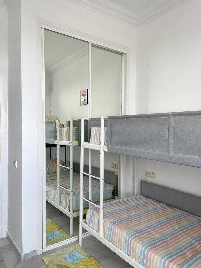 Modern Three-Level Apartment Near The Sea 贝纳尔马德纳 外观 照片