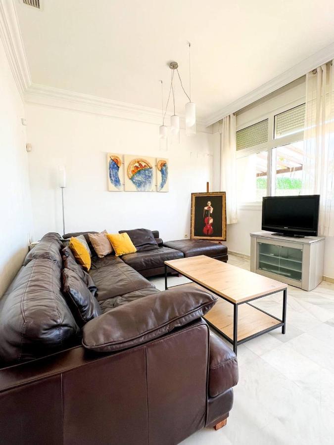 Modern Three-Level Apartment Near The Sea 贝纳尔马德纳 外观 照片